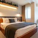 Viva La Vita Hotel